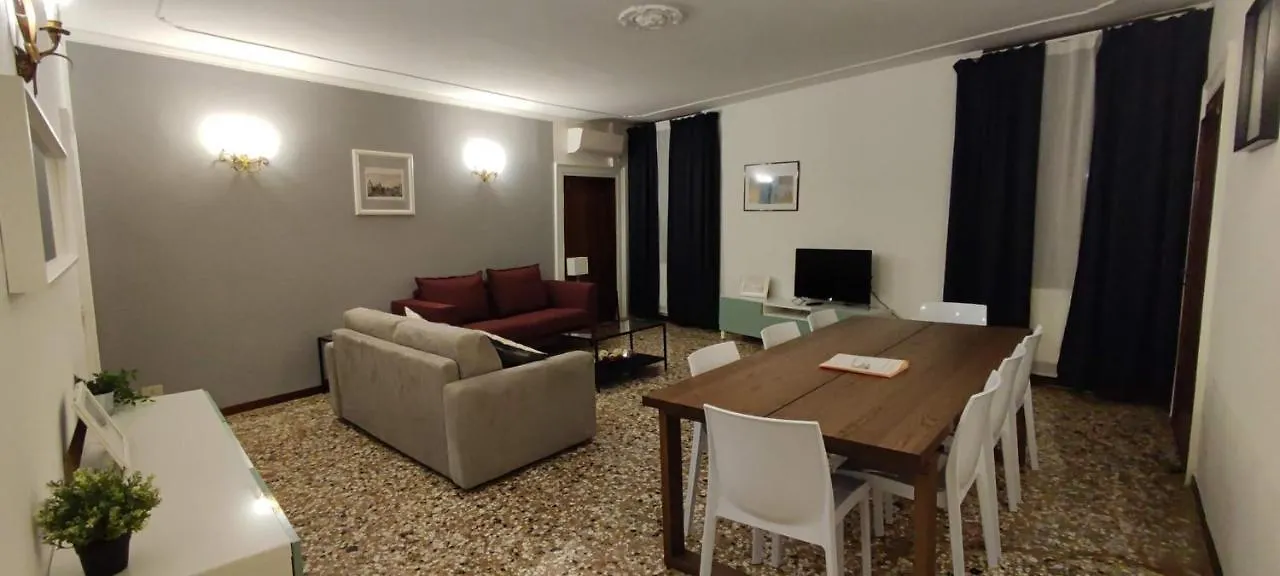 Palazzo Boldu - Ca\' Colombina location